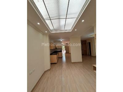 Casa de 3 alcobas en arriendo en Laueles, Medellín, 134 m² · foto 8 de 20