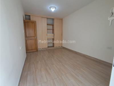 Casa de 3 alcobas en arriendo en Laueles, Medellín, 134 m² · foto 14 de 20