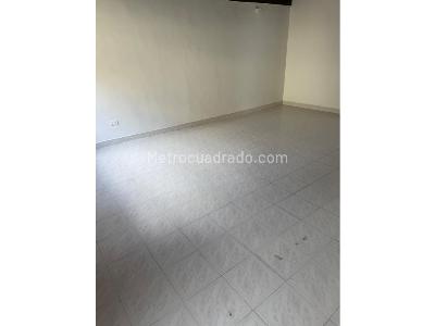 Casa de 3 alcobas en venta en Villa De Aburra Belen, Medellín, 272 m² · foto 2 de 20