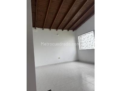 Casa de 3 alcobas en venta en Villa De Aburra Belen, Medellín, 272 m² · foto 13 de 20