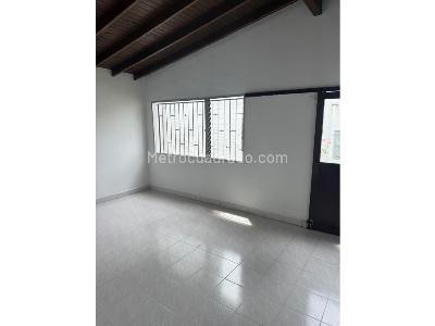 Casa de 3 alcobas en venta en Villa De Aburra Belen, Medellín, 272 m² · foto 14 de 20
