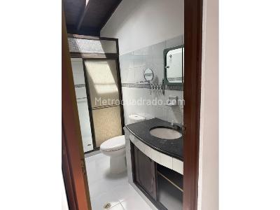 Casa de 3 alcobas en venta en Villa De Aburra Belen, Medellín, 272 m² · foto 17 de 20