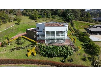Finca en Arriendo, San Antonio De Pereira, Rionegro