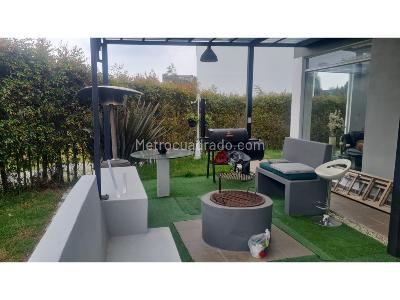 Casa de 5 alcobas en venta en Loma Del Escobero, Envigado, 530 m² · foto 11 de 20