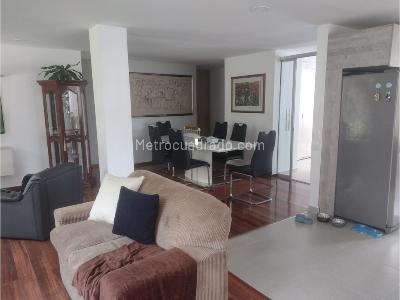 Casa de 5 alcobas en venta en Loma Del Escobero, Envigado, 530 m² · foto 20 de 20