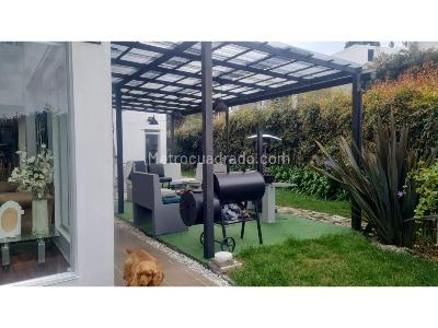 Casa de 5 alcobas en venta en Loma Del Escobero, Envigado, 530 m² · foto 5 de 20