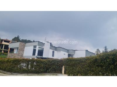 Casa de 5 alcobas en venta en Loma Del Escobero, Envigado, 530 m² · foto 9 de 20