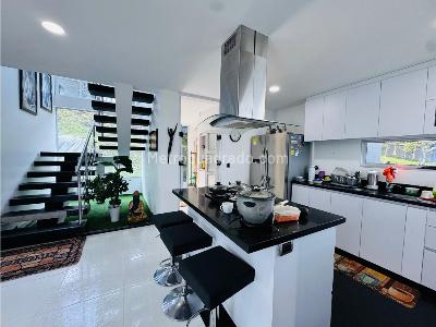 Casa de 4 alcobas en arriendo en Guarne, Medellín · foto 10 de 20