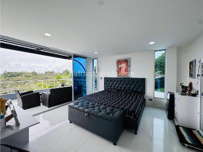 Casa de 4 alcobas en arriendo en Guarne, Medellín · foto 15 de 20