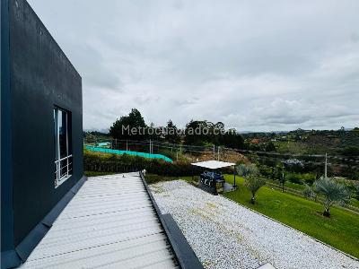 Casa de 4 alcobas en arriendo en Guarne, Medellín · foto 7 de 20