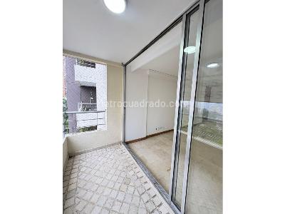 Apartamento de 3 alcobas en arriendo en Avenida Las Palmas, Medellín, 100 m² · foto 5 de 16
