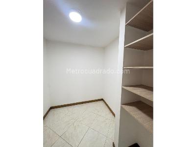 Apartamento de 3 alcobas en arriendo en Avenida Las Palmas, Medellín, 100 m² · foto 9 de 16