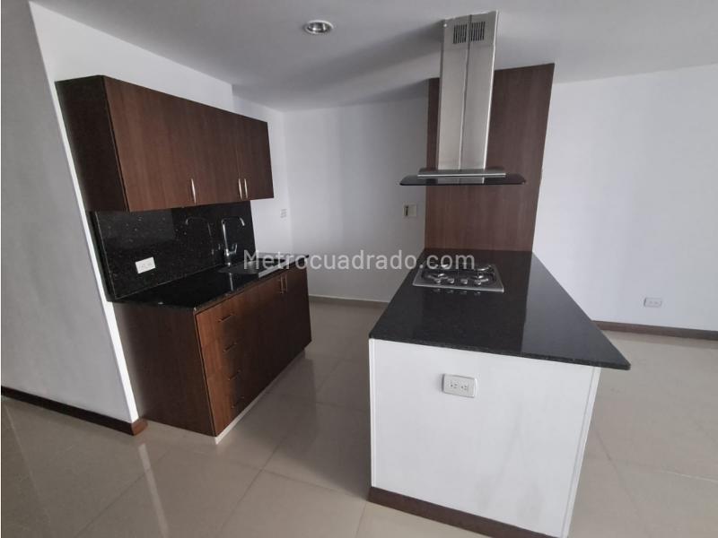 Apartamento en Arriendo, Las Palmas, Medellín - 2