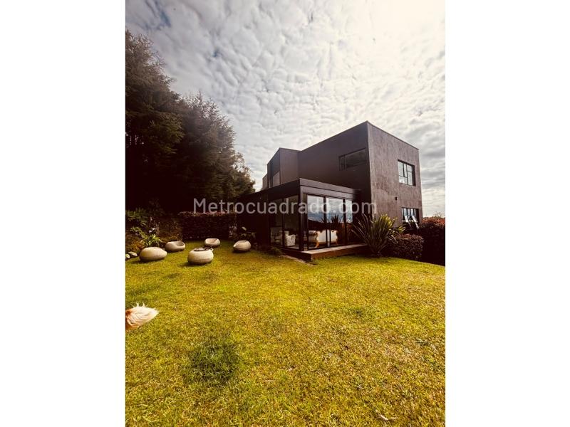 Casa en Arriendo, Alto De Las Palmas, Medellín