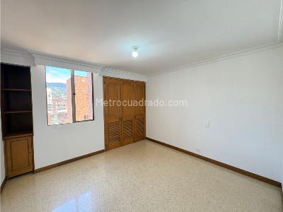 Apartamento en arriendo en Laureles, Medellín · foto 8 de 14