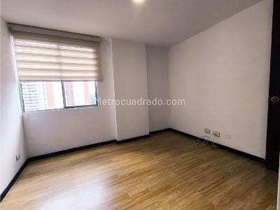 Apartamento en arriendo en Ciudad Del Rio, Medellín · foto 5 de 14
