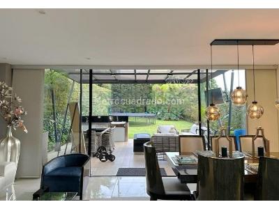 Casa de 3 alcobas en venta en Envigado, Medellín, 270 m² · foto 6 de 19