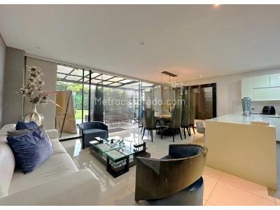 Casa de 3 alcobas en venta en Envigado, Medellín, 270 m² · foto 7 de 19