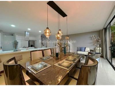 Casa de 3 alcobas en venta en Envigado, Medellín, 270 m² · foto 9 de 19