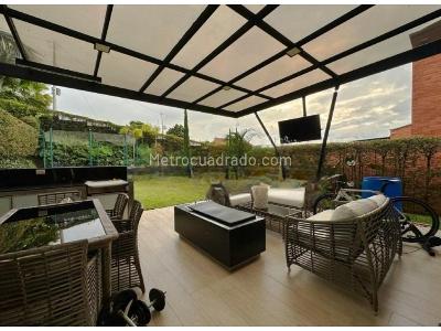 Casa de 3 alcobas en venta en Envigado, Medellín, 270 m² · foto 14 de 19