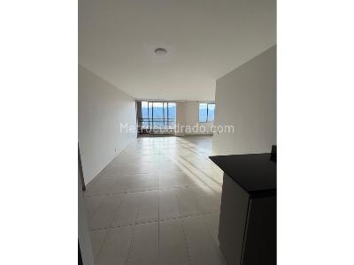 Apartamento de 2 alcobas en arriendo en El Poblado, Medellín, 70 m² · foto 4 de 13