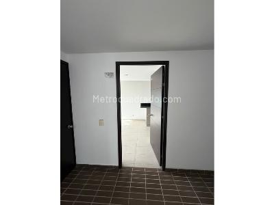 Apartamento de 2 alcobas en arriendo en El Poblado, Medellín, 70 m² · foto 7 de 13