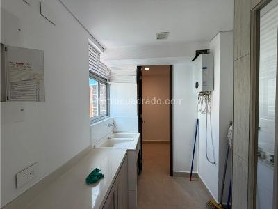 Apartamento en arriendo en Castropol, Medellín · foto 20 de 20
