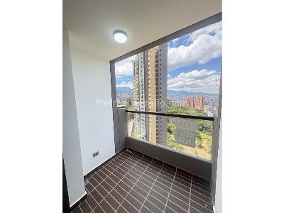 Apartamento de 3 alcobas en arriendo en Avenida Las Palmas, Medellín, 76 m² · foto 2 de 14