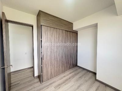 Apartamento de 3 alcobas en arriendo en Avenida Las Palmas, Medellín, 76 m² · foto 4 de 14