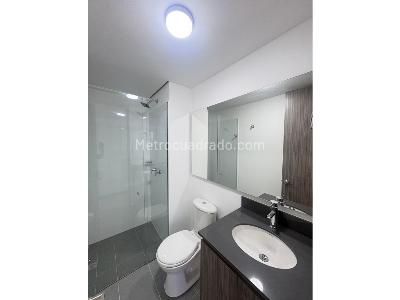 Apartamento de 3 alcobas en arriendo en Avenida Las Palmas, Medellín, 76 m² · foto 13 de 14