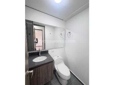 Apartamento de 3 alcobas en arriendo en Avenida Las Palmas, Medellín, 76 m² · foto 14 de 14