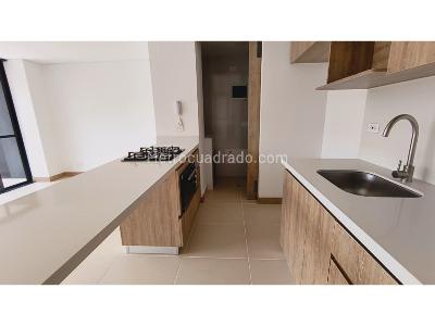 Apartamento en venta en Laureles, Medellín · foto 2 de 19