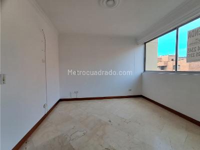 Apartamento de 3 alcobas en arriendo en Laureles, Medellín, 90 m² · foto 5 de 20