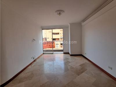 Apartamento de 3 alcobas en arriendo en Laureles, Medellín, 90 m² · foto 15 de 20