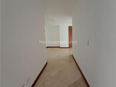Apartamento de 3 alcobas en arriendo en Laureles, Medellín, 90 m² · foto 16 de 20