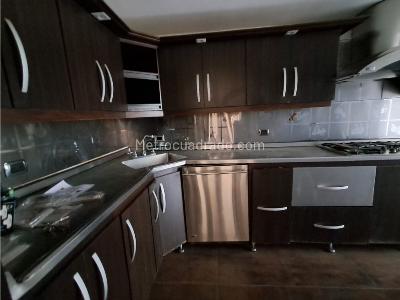 Apartamento de 3 alcobas en arriendo en Laureles, Medellín, 110 m² · foto 4 de 20