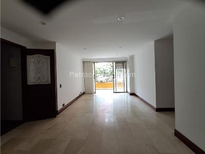 Apartamento de 3 alcobas en arriendo en Laureles, Medellín, 110 m² · foto 9 de 20