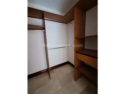 Apartamento de 3 alcobas en arriendo en Laureles, Medellín, 110 m² · foto 10 de 20