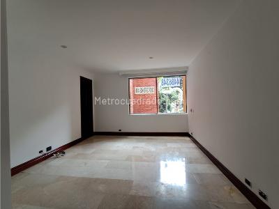 Apartamento de 3 alcobas en arriendo en Laureles, Medellín, 110 m² · foto 14 de 20