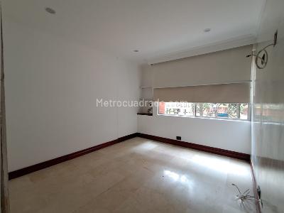 Apartamento de 3 alcobas en arriendo en Laureles, Medellín, 110 m² · foto 18 de 20