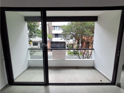 Casa de 3 alcobas en arriendo en La Castellana, Medellín, 200 m² · foto 2 de 20