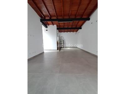 Casa de 3 alcobas en arriendo en La Castellana, Medellín, 200 m² · foto 19 de 20