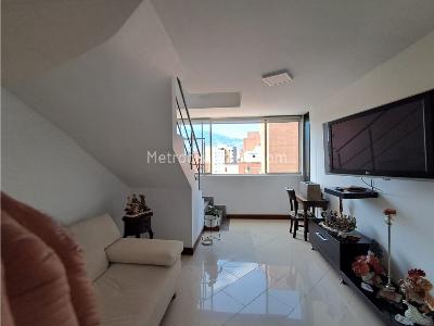 Apartamento de 4 alcobas en venta en Laureles, Medellín, 140 m² · foto 13 de 18