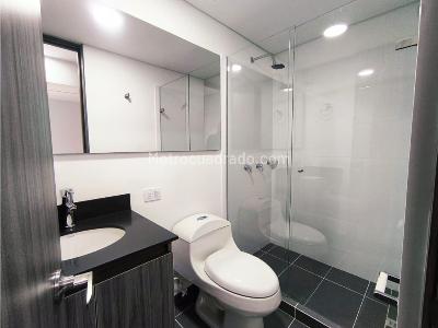 Apartamento de 2 alcobas en arriendo en Avenida Las Palmas, Medellín, 65 m² · foto 15 de 17