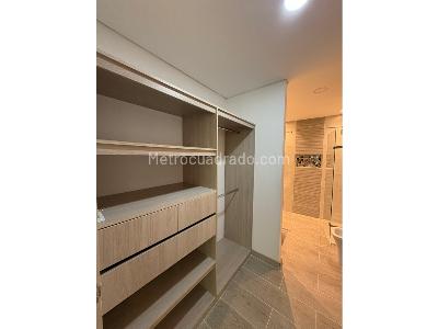 Apartamento en arriendo en Belen, Medellín · foto 8 de 13