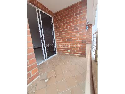 Apartamento de 3 alcobas en arriendo en Laureles, Medellín, 110 m² · foto 7 de 20