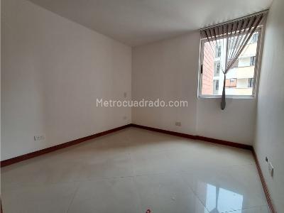 Apartamento de 3 alcobas en arriendo en Laureles, Medellín, 110 m² · foto 12 de 20