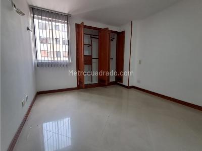 Apartamento de 3 alcobas en arriendo en Laureles, Medellín, 110 m² · foto 16 de 20