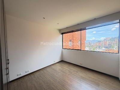 Apartamento de 3 alcobas en arriendo en El Poblado, Medellín, 137 m² · foto 12 de 19