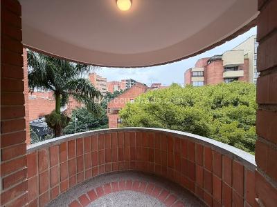Apartamento en arriendo en Laureles, Medellín · foto 14 de 20